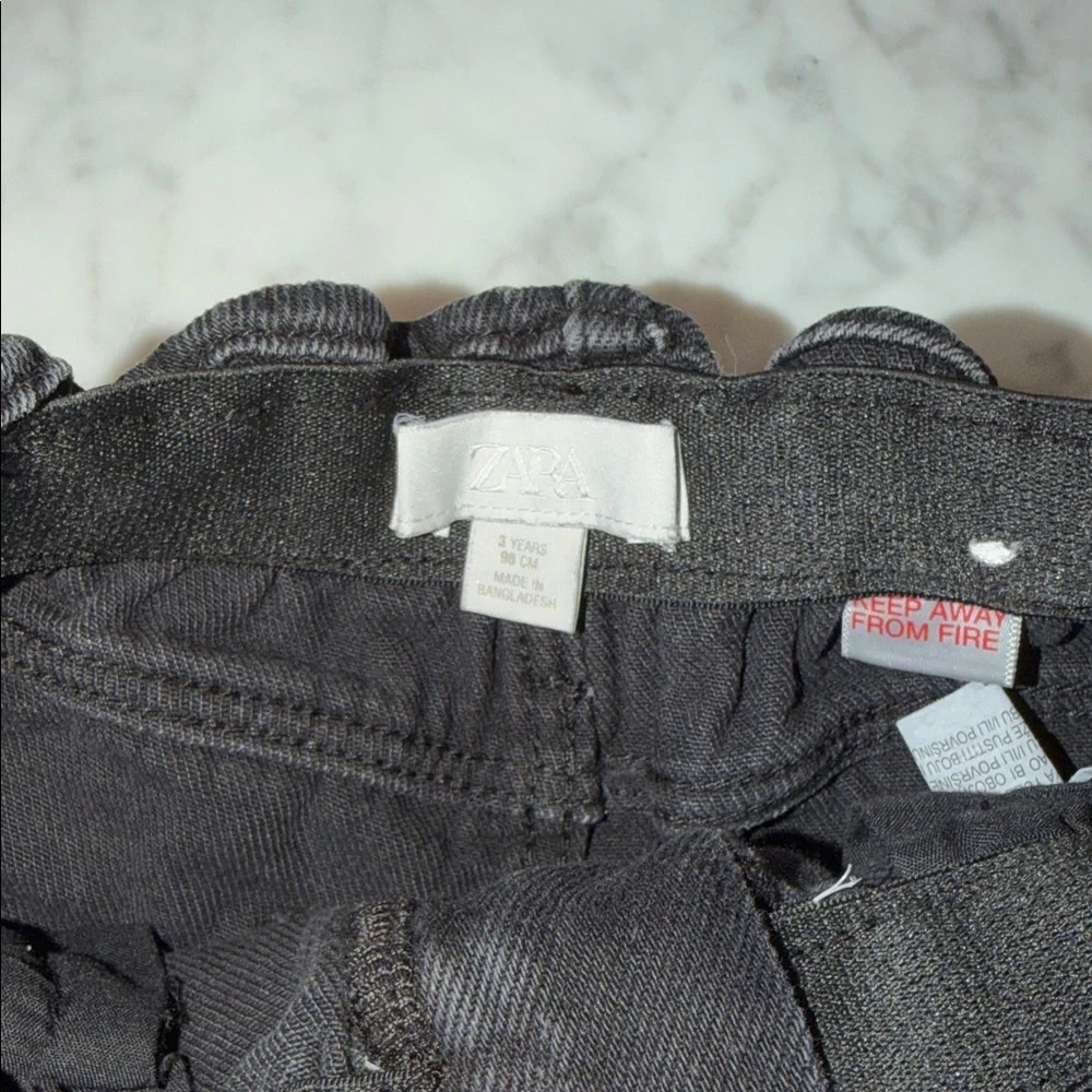 Zara Charcoal Denim Pants with Heart Pockets 3Y